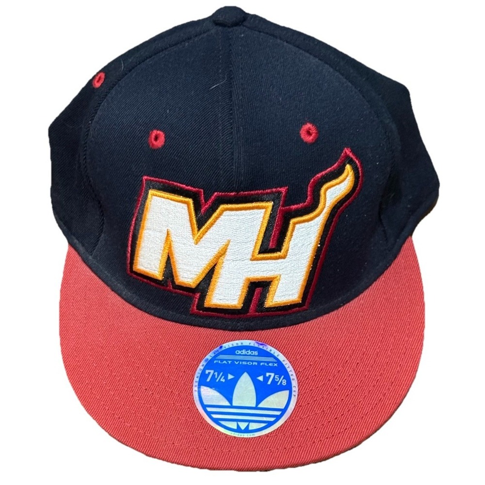 Miami Heat FlexFit Hat 7 1/4-7 5/8 NBA FlexFit Adidas Black Red NWOT